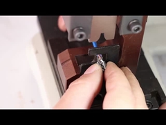 工場製造業者ワイヤー ターミナルひだが付くアプリケーターOTPのひだ付け装置型は死ぬ